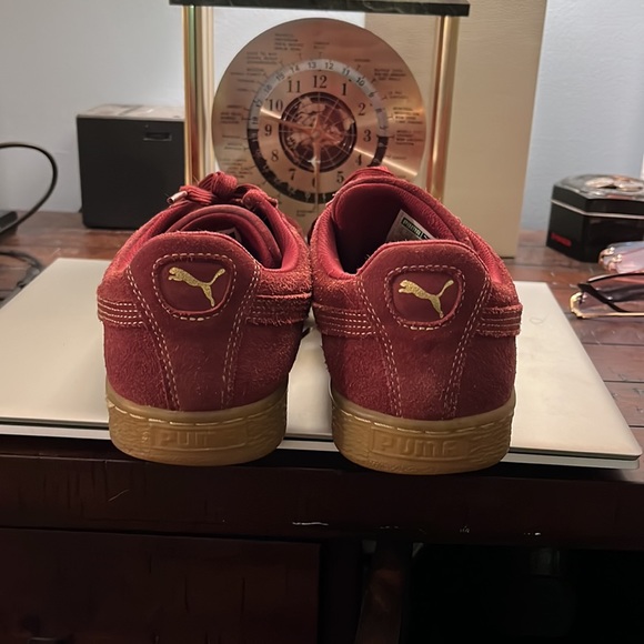 Puma Suede Decent Condition - Picture 2 of 3